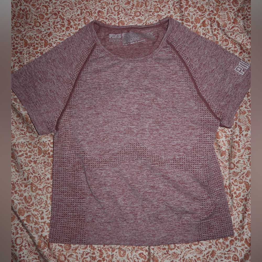Victoria’s Secret PINK Workout tee